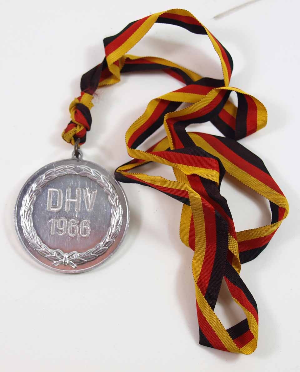 Medaille Pionierpokal der Bezirks-Auswahl 1966, Handball DDR (Museum Weißenfels - Schloss Neu-Augustusburg CC BY-NC-SA)