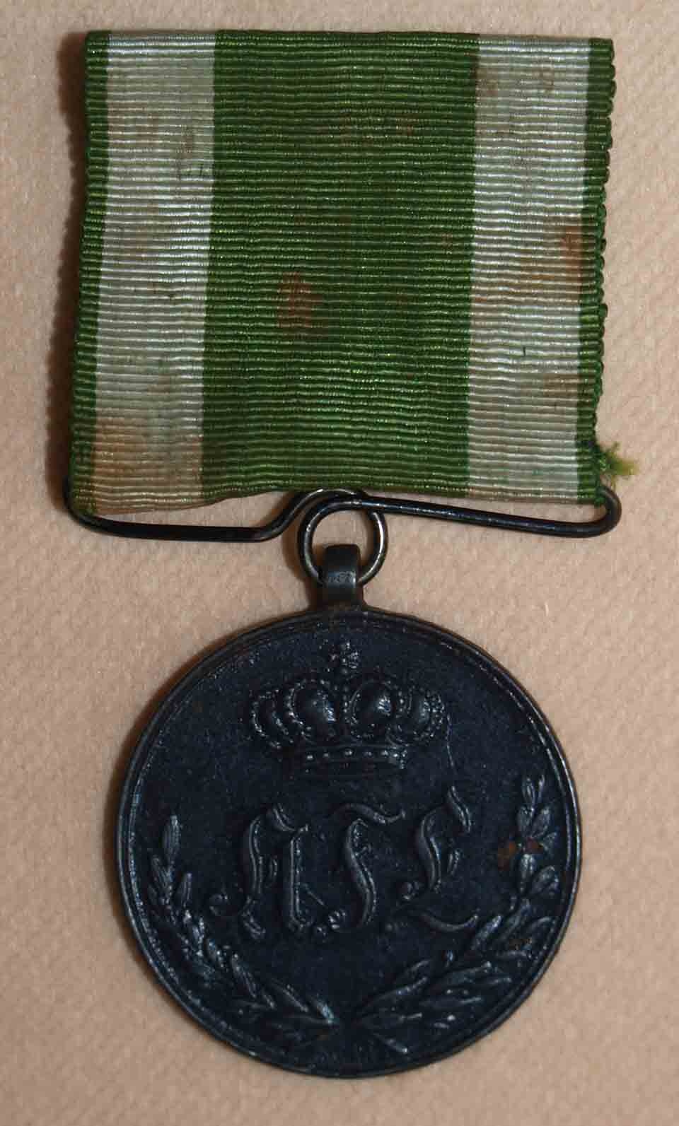 Kriegsdenkmünze oder Campagne-Medaille mit Band, Anhalt-Bernburg, 1814-1815 (Museum Weißenfels - Schloss Neu-Augustusburg CC BY-NC-SA)