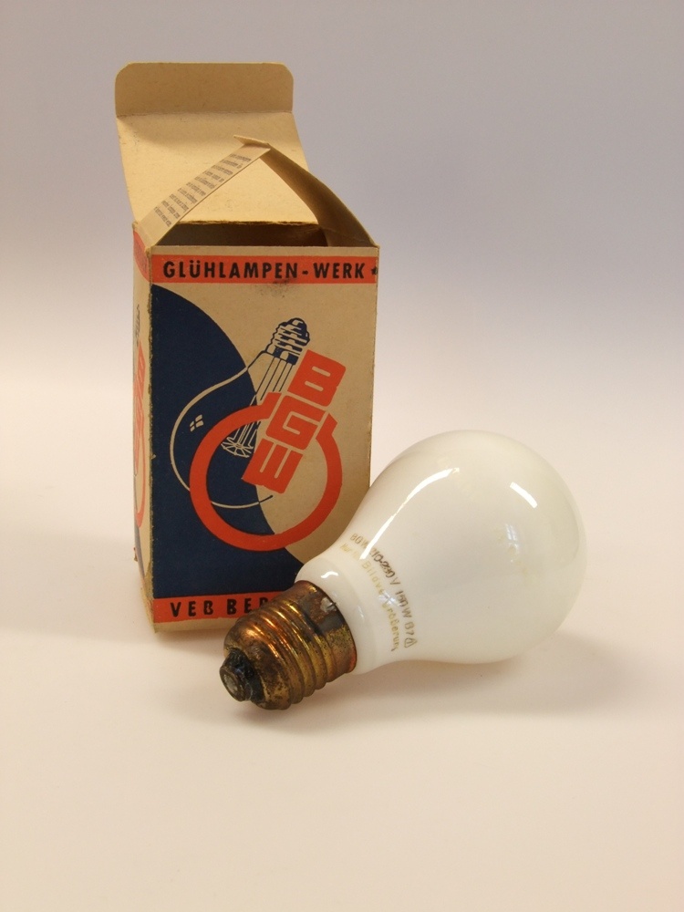 Fotolampe für Bildvergrößerung BGW (Industrie- und Filmmuseum Wolfen CC BY-NC-SA)