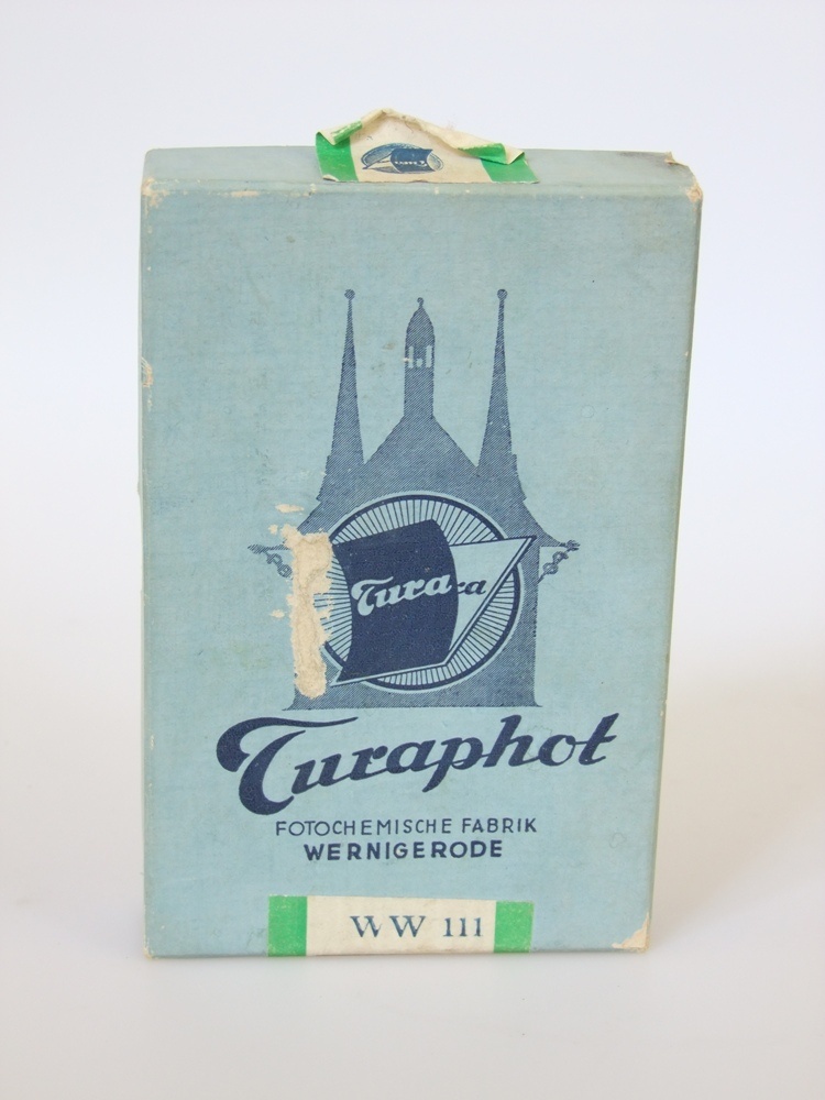 s/w Fotopapier Turaphot (Industrie- und Filmmuseum Wolfen CC BY-NC-SA)