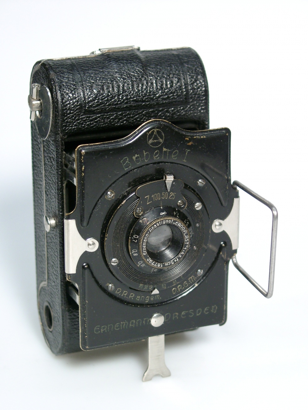 Rollfilmkamera &quot;Bobette I&quot; (Industrie- und Filmmuseum Wolfen CC BY-NC-SA)