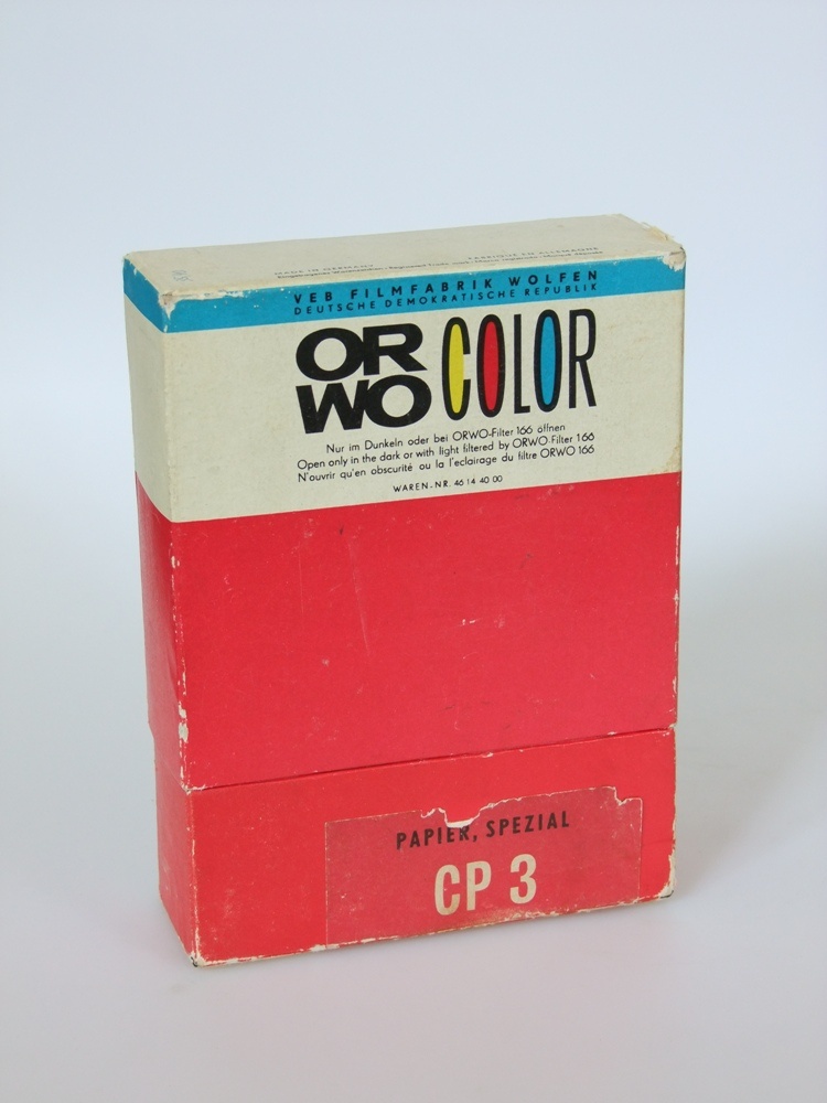 Color Fotopapier ORWO (Industrie- und Filmmuseum Wolfen CC BY-NC-SA)