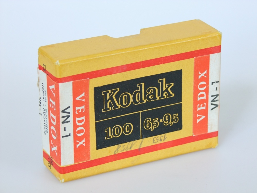 s/w Fotopapier Kodak (Industrie- und Filmmuseum Wolfen CC BY-NC-SA)