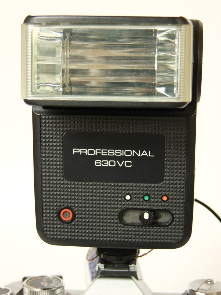 Fotoblitzgerät Professional 630 VC (Industrie- und Filmmuseum Wolfen CC BY-NC-SA)