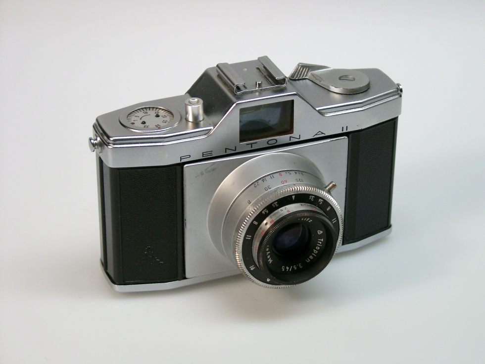Kleinbildkamera &quot;Pentona II&quot; (Industrie- und Filmmuseum Wolfen CC BY-NC-SA)