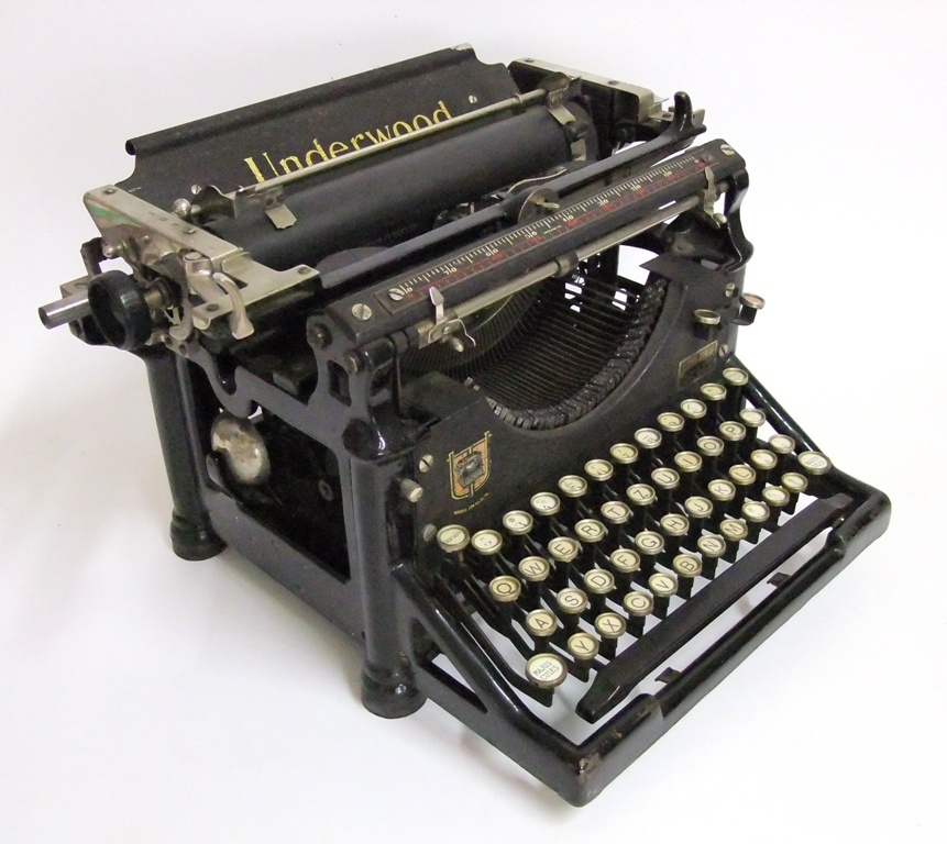 Schreibmaschine Underwood (Kreismuseum Bitterfeld CC BY-NC-SA)