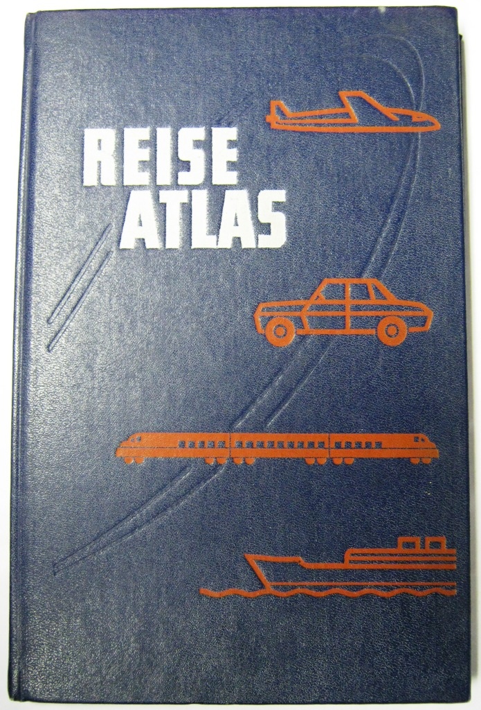Reiseatlas der DDR von 1978 mit blauer Umhüllung (Fahrzeugmuseum Staßfurt CC BY-NC-SA)