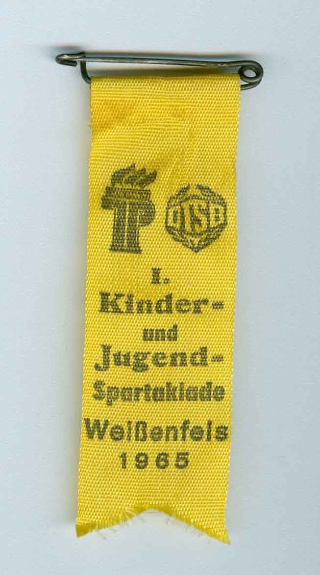 Veranstaltungsabzeichen zur I. Kinder- und Jugendspartakiade in Weißenfels 1965 (Museum Weißenfels - Schloss Neu-Augustusburg CC BY-NC-SA)