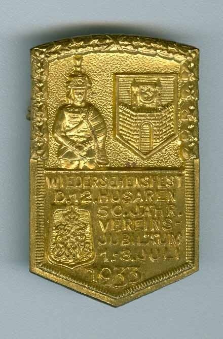 Veransltaltungsabzeichen zum 50jährigen Vereinsjubiläum des 12. Thüringischen Husarenregiments 1933 (Museum Weißenfels - Schloss Neu-Augustusburg CC BY-NC-SA)