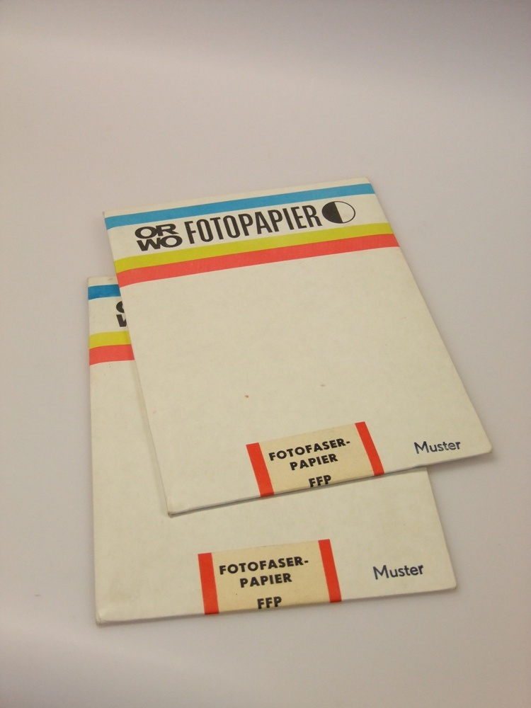 s/w Fotopapier ORWO Fotofaserpapier FFP (Industrie- und Filmmuseum Wolfen CC BY-NC-SA)