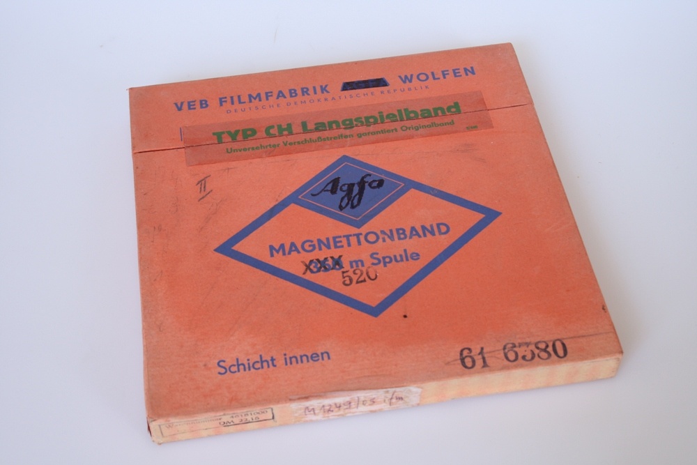 Agfa Magnettonband Typ CH Langspielband (Industrie- und Filmmuseum Wolfen CC BY-NC-SA)