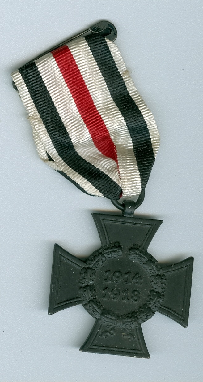 Ehrenkreuz für die Witwen und Eltern von gefallener Kriegsteilnehmern (Hinterbliebene), 1914, 1. Weltkrieg (Museum Weißenfels - Schloss Neu-Augustusburg CC BY-NC-SA)