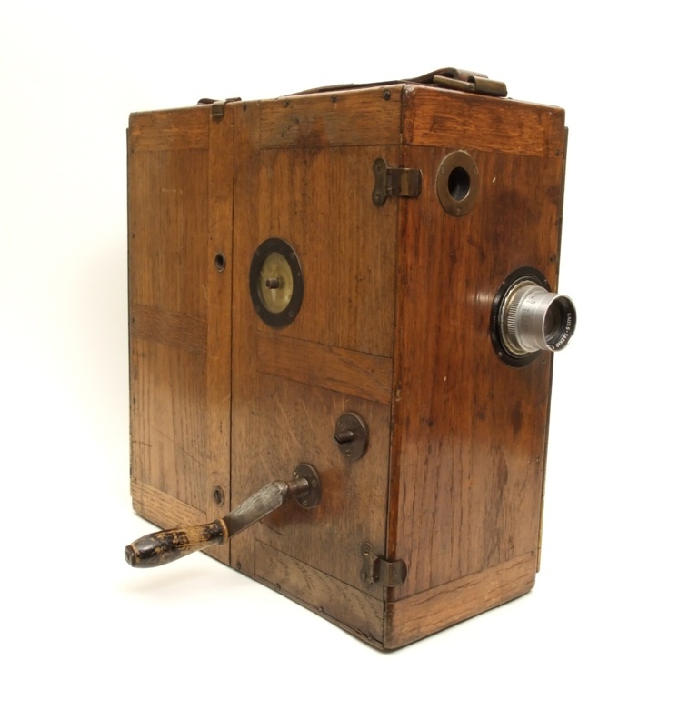 Ernemann Aufnahmekino Modell A (Industrie- und Filmmuseum Wolfen CC BY-NC-SA)