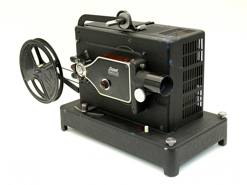 Schmalfilmprojektor &quot;Bauer Pantalux 16&quot; (Industrie- und Filmmuseum Wolfen CC BY-NC-SA)