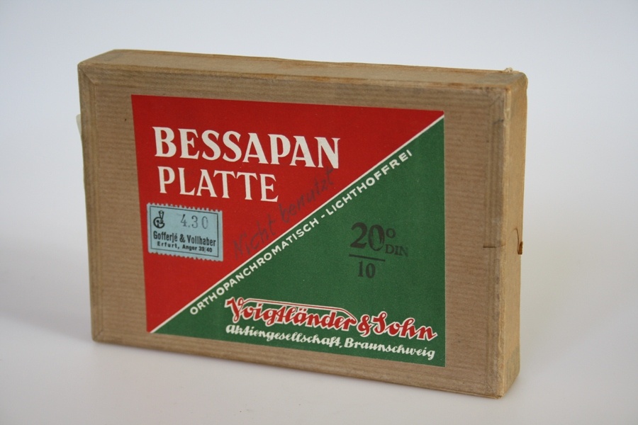 Voigtländer Bessapan Platte (Industrie- und Filmmuseum Wolfen CC BY-NC-SA)