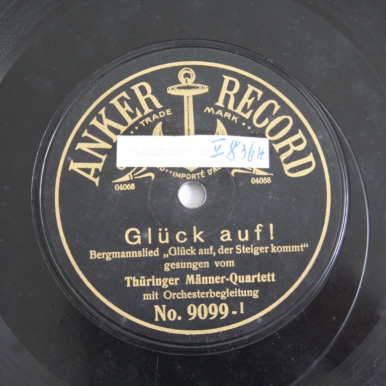 Schallplatte 78 rpm des Labels Anker Record (Kreismuseum Bitterfeld CC BY-NC-SA)