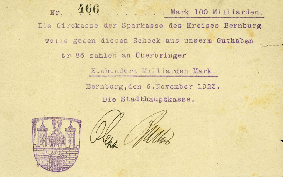 Scheck über 100 Millarden Mark (Kulturstiftung Sachsen-Anhalt CC BY-NC-SA)
