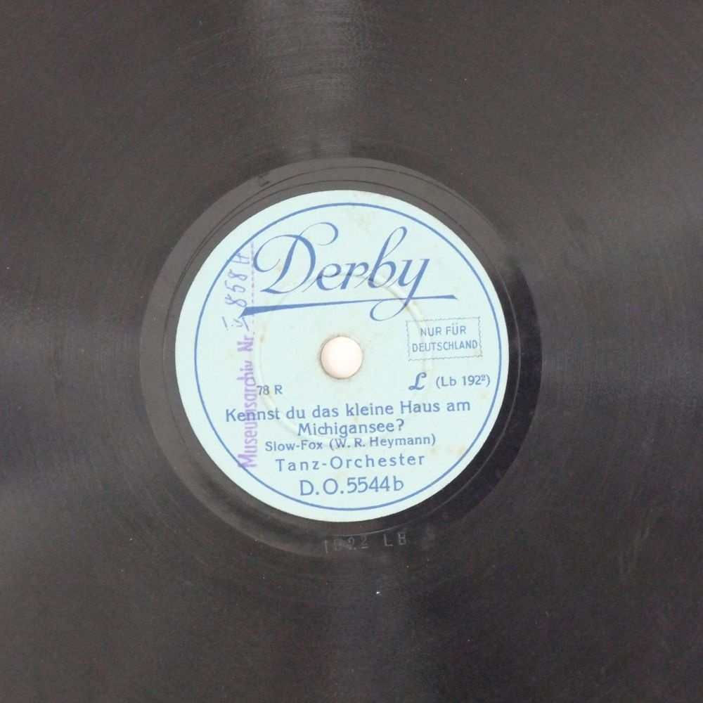 Schallplatte 78 rpm des Labels Derby (Kreismuseum Bitterfeld CC BY-NC-SA)