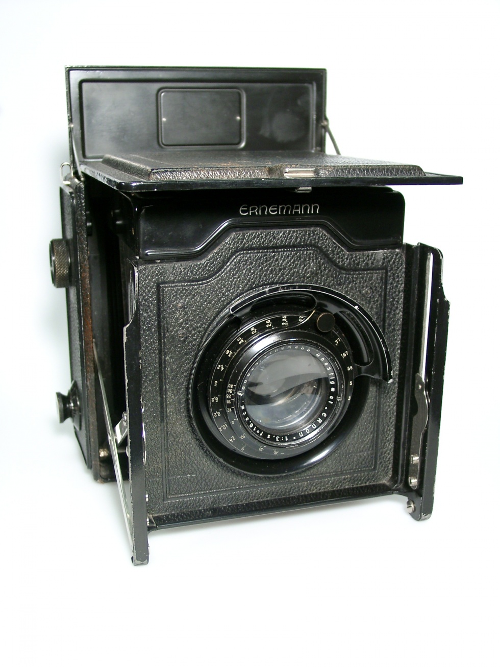 Plattenkamera &quot;Ernemann Ernoflex Mod. I, 9x12&quot; (Industrie- und Filmmuseum Wolfen CC BY-NC-SA)