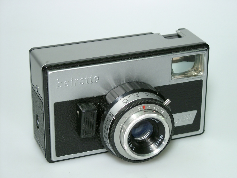 Kleinbildkamera &quot;Beirette SL 300&quot; (Industrie- und Filmmuseum Wolfen CC BY-NC-SA)