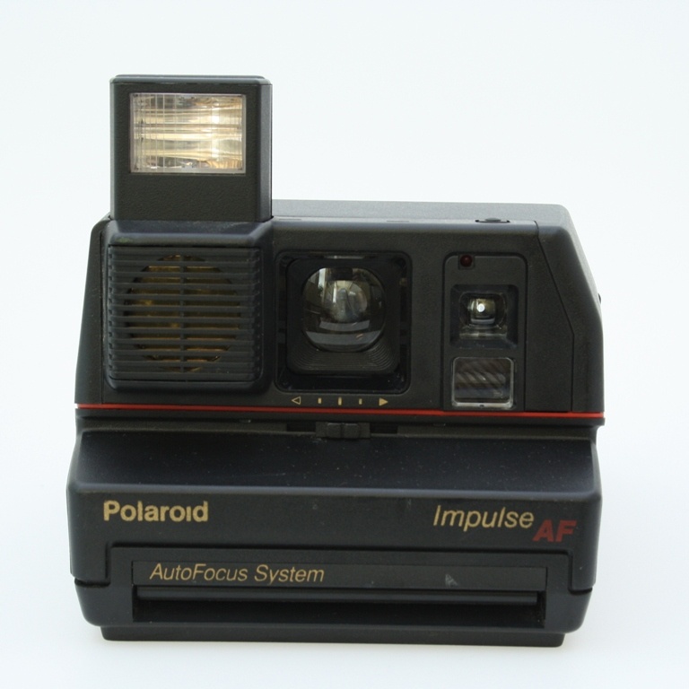 Polaroid Impulse AF (schwarz) (Industrie- und Filmmuseum Wolfen CC BY-NC-SA)