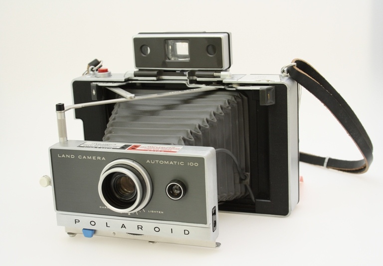 Polaroid 100 automatic (Industrie- und Filmmuseum Wolfen CC BY-NC-SA)