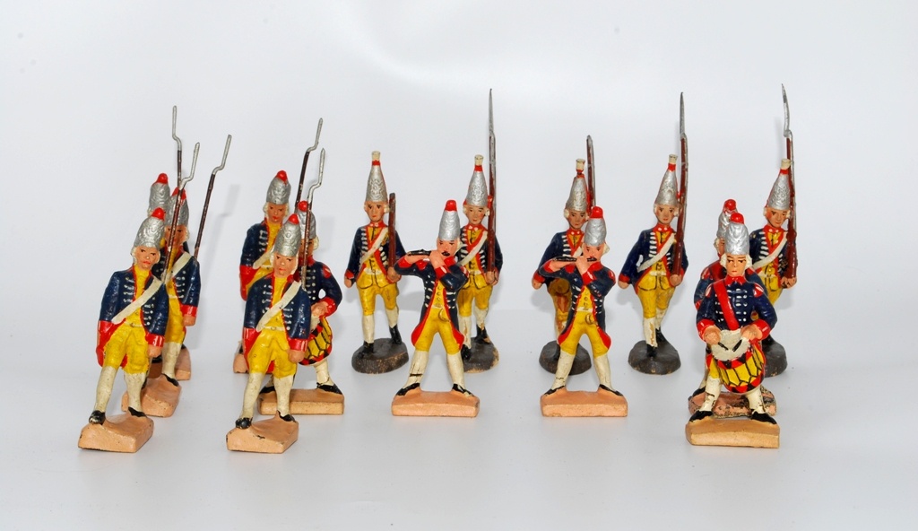 Spielzeugsoldaten - Preußische Infanteristen des Gardebataillons (Kulturhistorisches Museum Schloss Merseburg CC BY-NC-SA)