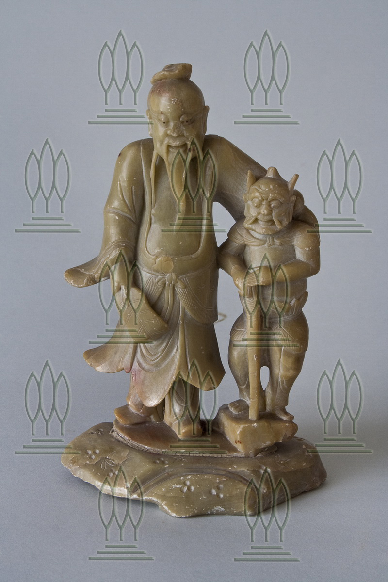 Chinesische Gottheit mit Dämon (Kulturstiftung Dessau-Wörlitz CC BY-NC-SA)