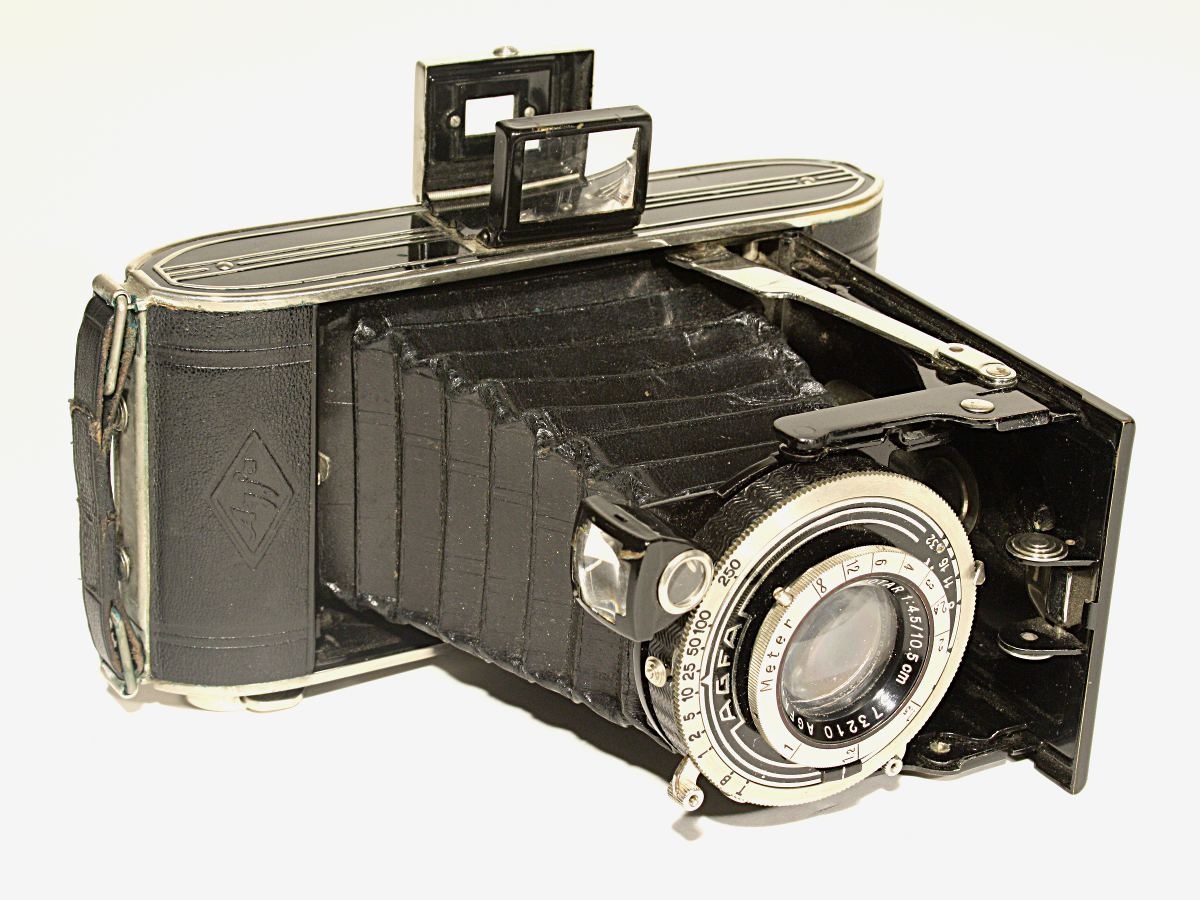 Rollfilmkamera &quot;Agfa Billy Compur&quot; (Industrie- und Filmmuseum Wolfen CC BY-NC-SA)