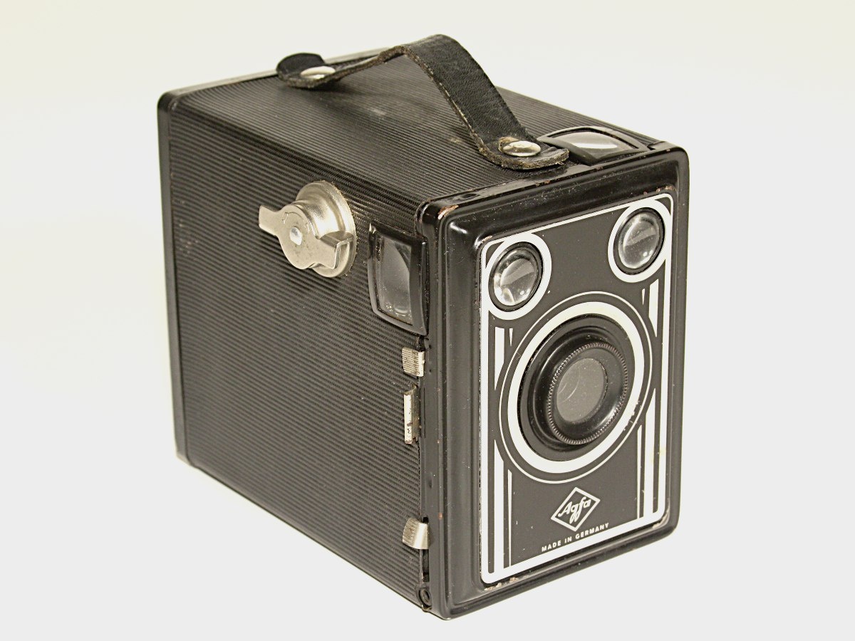 Rollfilmkamera &quot;Agfa-Box 50&quot; (Industrie- und Filmmuseum Wolfen CC BY-NC-SA)