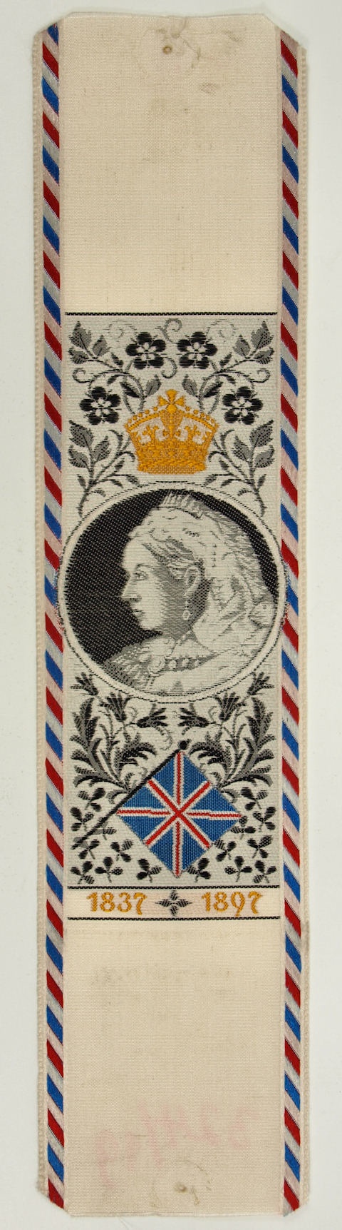 Vivatband anlässlich des sechzigjährigen Thronjubiläums von Königin Victoria, England 1897 (Museum Weißenfels - Schloss Neu-Augustusburg CC BY-NC-SA)