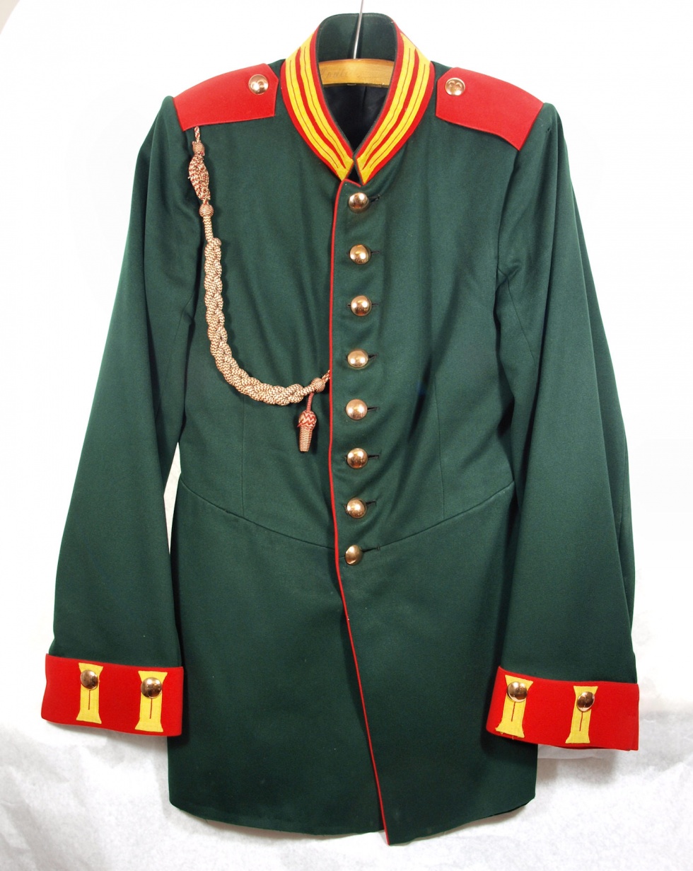 Uniformjacke oder Waffenrock für Mannschaften des Garde-Jäger-Bataillons, 3. Kompanie,Preußen, um 1905 (Museum Weißenfels - Schloss Neu-Augustusburg CC BY-NC-SA)