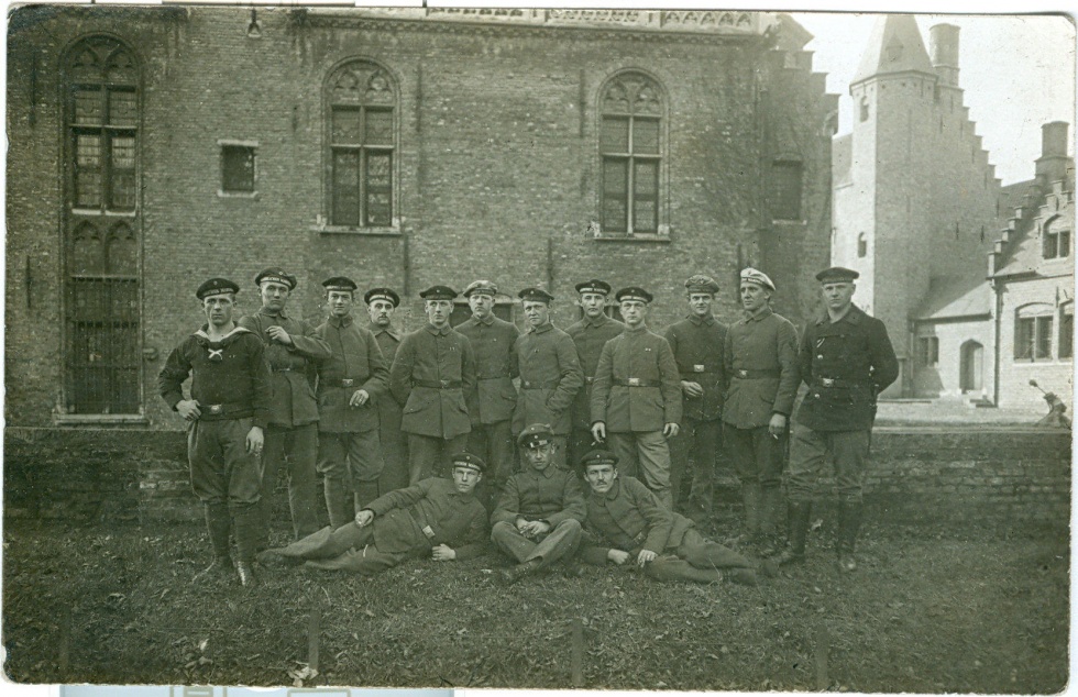Postkarte mit Soldaten des Kaiserlichen Marienekorps, um 1910 (Museum Weißenfels - Schloss Neu-Augustusburg CC BY-NC-SA)