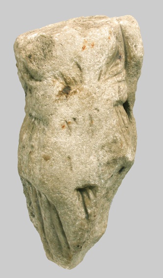 Fragment einer weiblichen Statuette (Winckelmann-Museum Stendal CC BY-NC-SA)