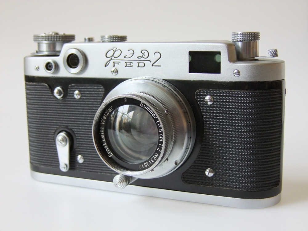 Fotoapparat FED 2 (Industrie- und Filmmuseum Wolfen CC BY-NC-SA)