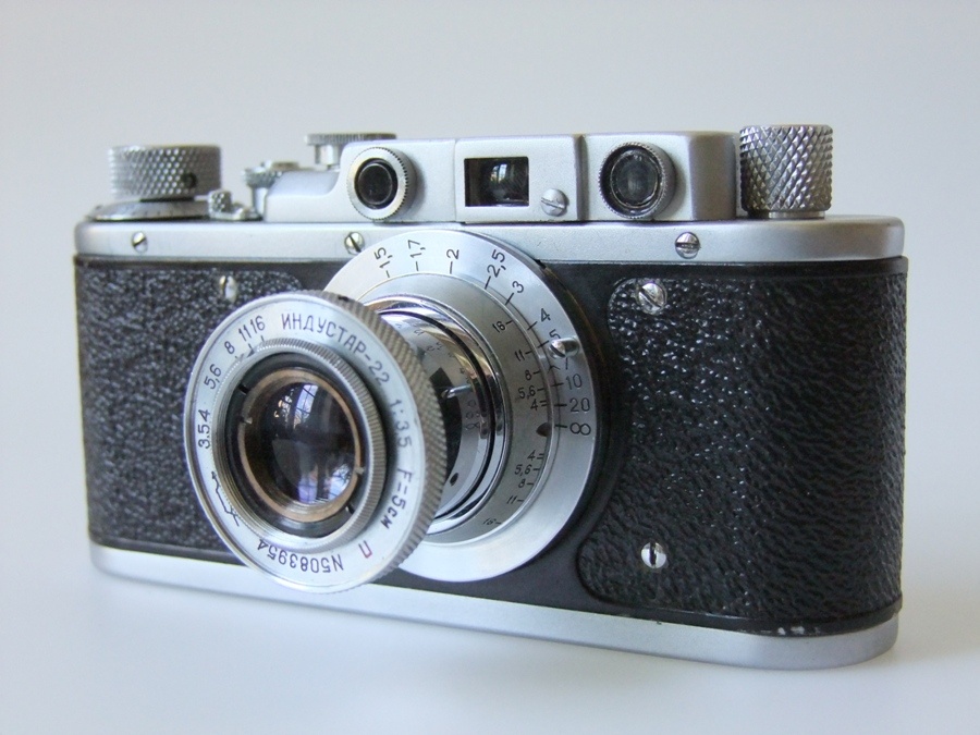 Fotoapparat Zorki 3 (Industrie- und Filmmuseum Wolfen CC BY-NC-SA)