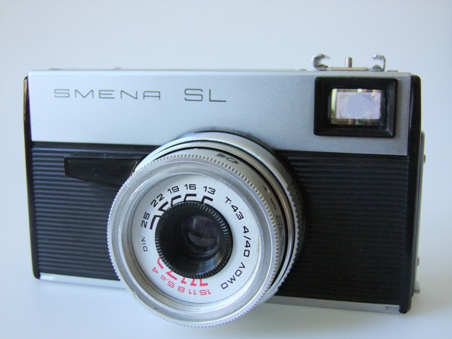 Fotoapparat SMENA SL (Industrie- und Filmmuseum Wolfen CC BY-NC-SA)