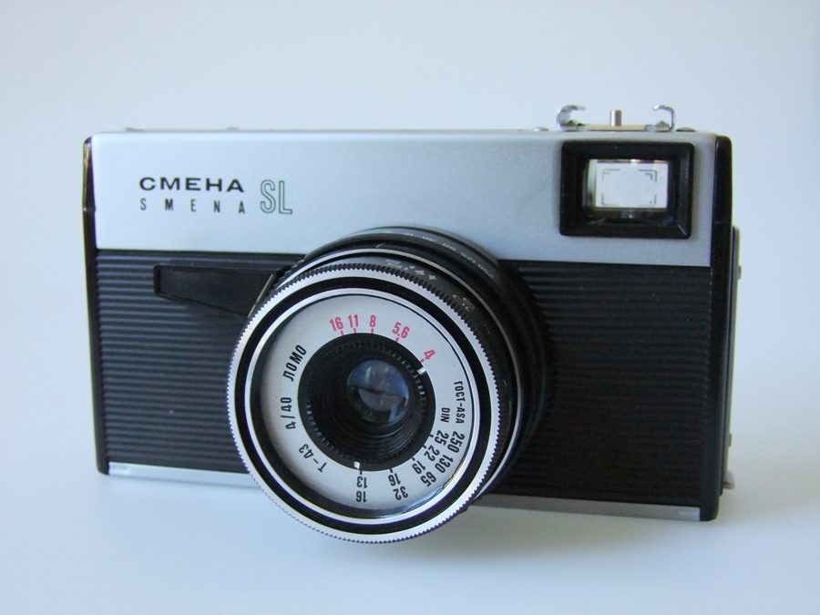 Fotoapparat SMENA SL (Industrie- und Filmmuseum Wolfen CC BY-NC-SA)