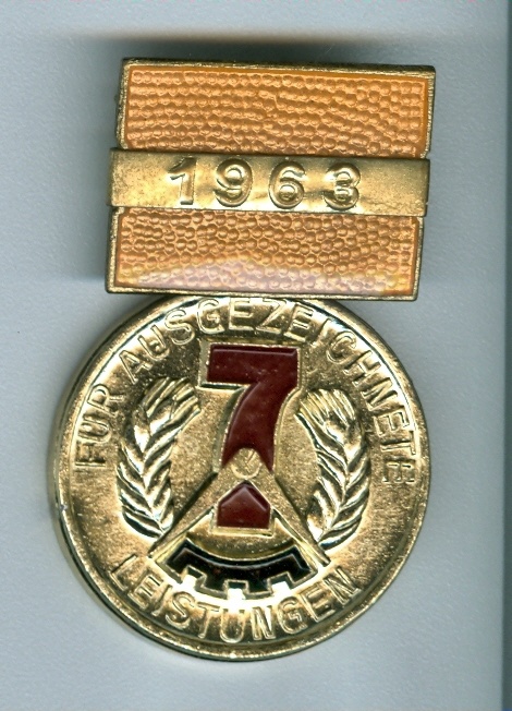 Medaille für ausgezeichnete Leistungen, 1963, DDR (Museum Weißenfels - Schloss Neu-Augustusburg CC BY-NC-SA)
