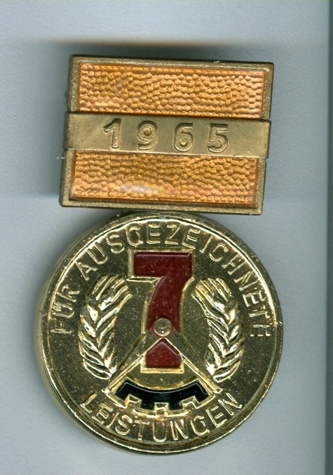 Medaille für ausgezeichnete Leistungen 1965, DDR (Museum Weißenfels - Schloss Neu-Augustusburg CC BY-NC-SA)
