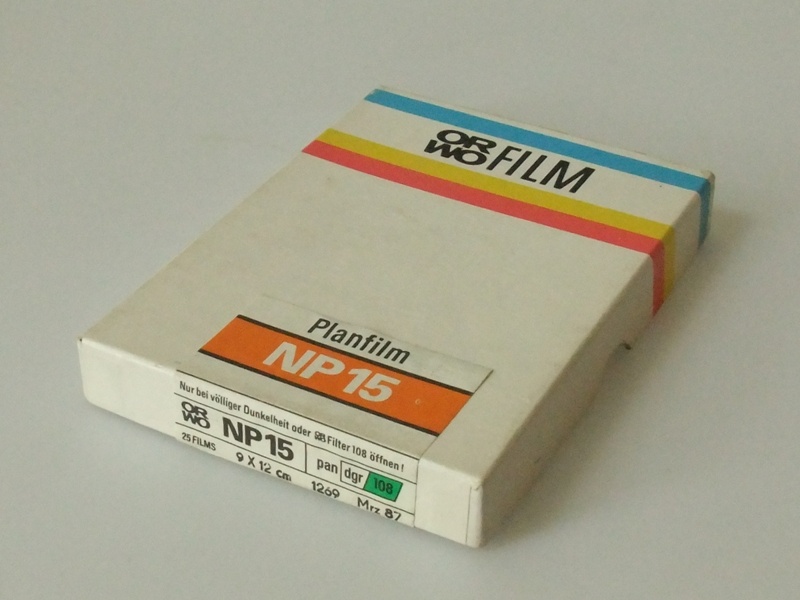 S/W Negativfilm ORWO NP 15,  Planfilm 9 x 12 cm (Industrie- und Filmmuseum Wolfen CC BY-NC-SA)