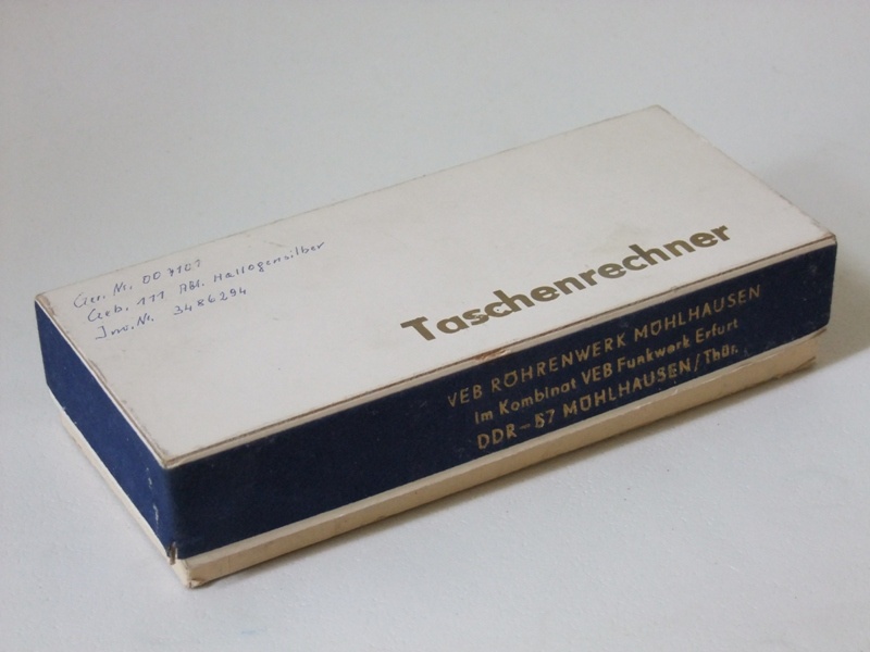 Elektronischer Taschenrechner MR 201 (Industrie- und Filmmuseum Wolfen CC BY-NC-SA)