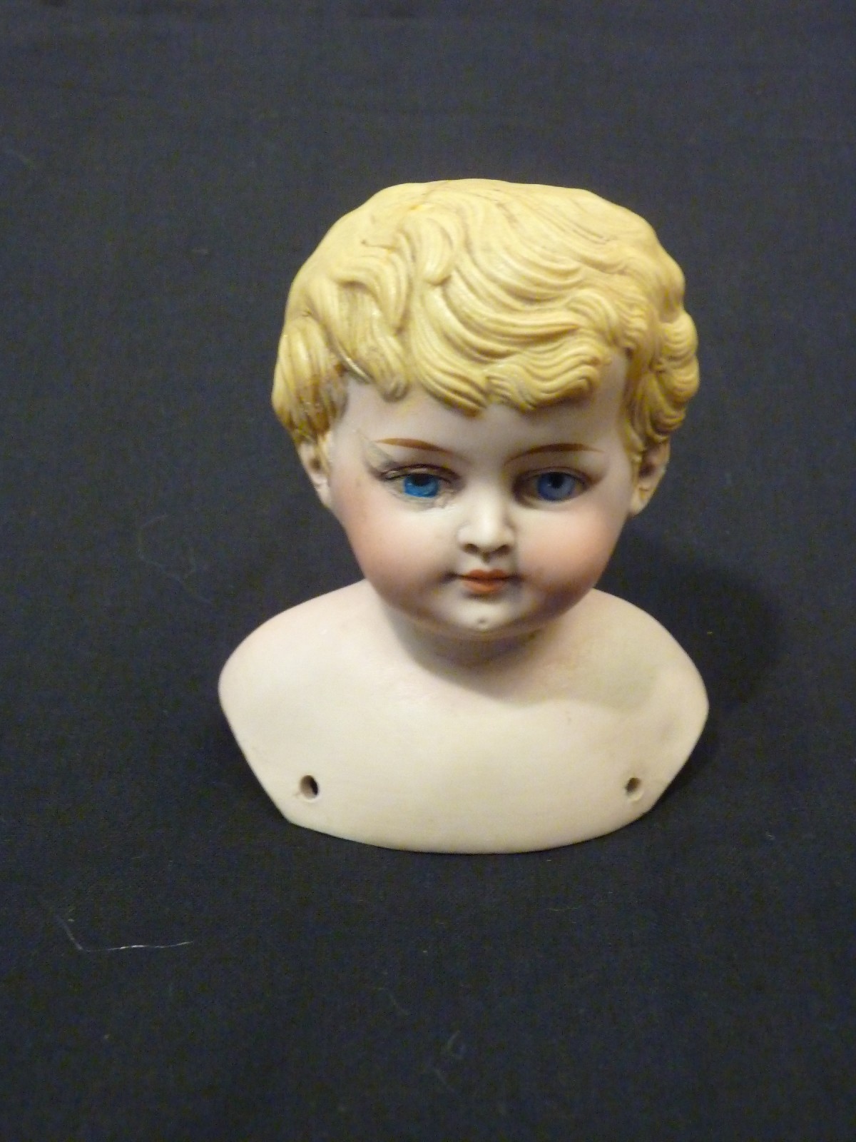 Porzellankopf einer Puppe (Kreismuseum Bitterfeld CC BY-NC-SA)