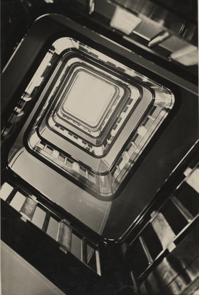 Treppenhaus von unten durch 7. Decks! (Kulturstiftung Sachsen-Anhalt CC BY-NC-SA)