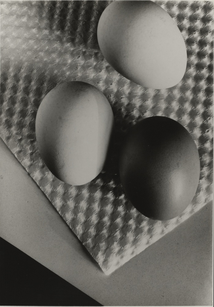 3 Eier auf Waffelpapier I (Kulturstiftung Sachsen-Anhalt CC BY-NC-SA)