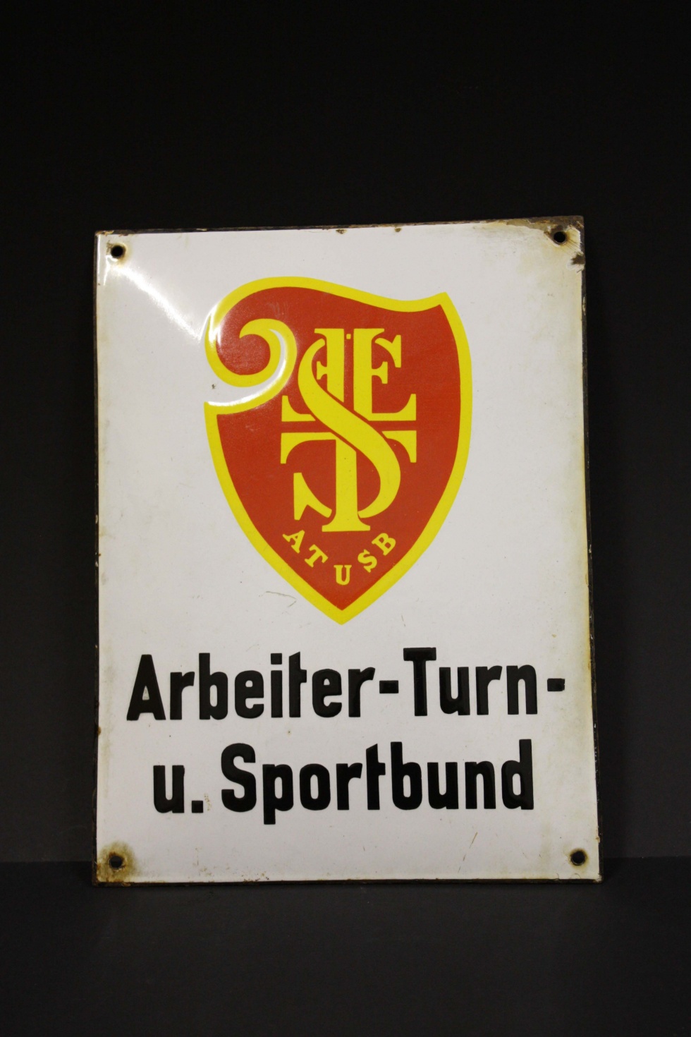 Schild Arbeiter-Turn- und Sportbund (Museum Wolmirstedt RR-F)