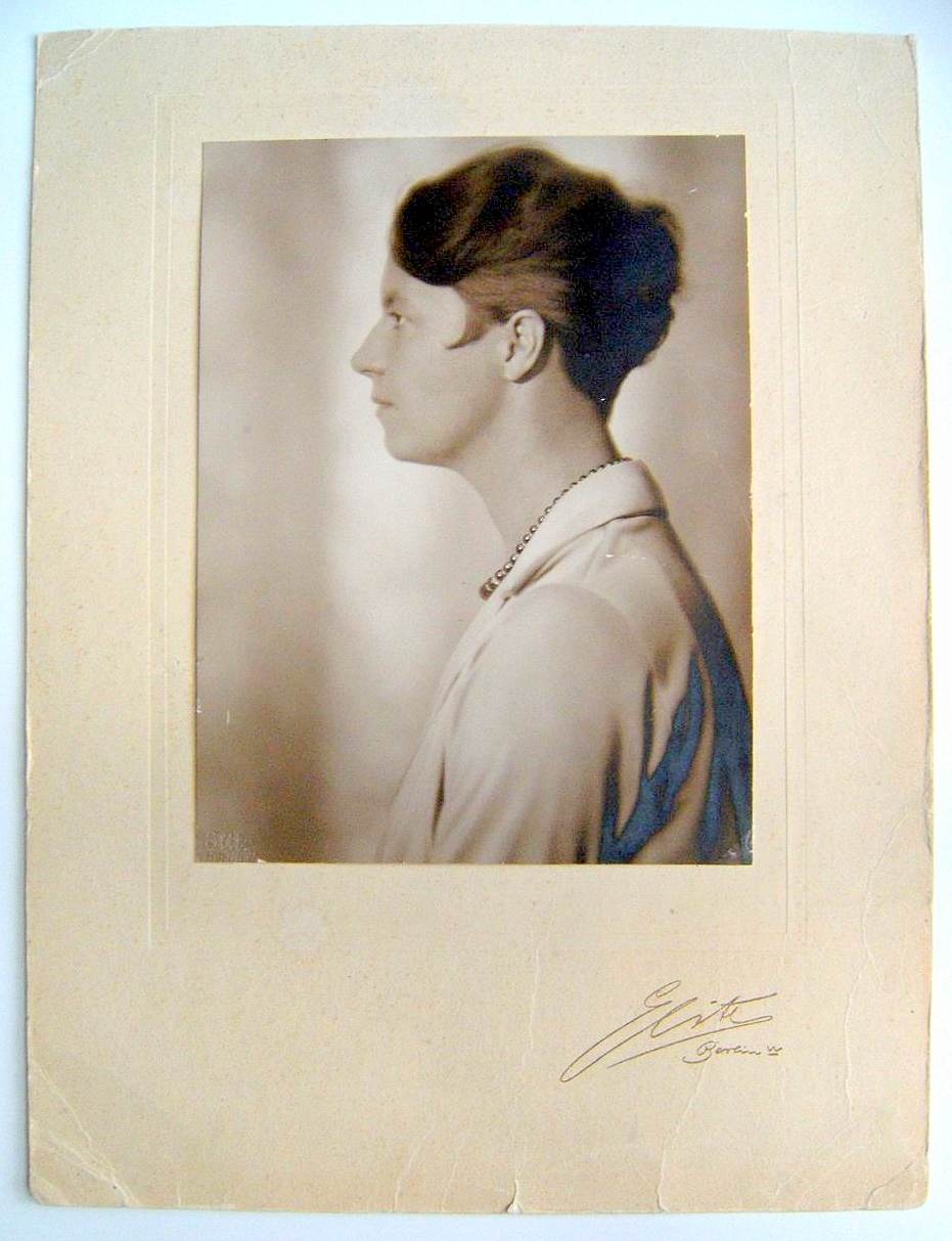 Porträtaufnahme Daisy Ludwig (1940 verh. Huch) (Börde-Museum Burg Ummendorf CC BY-NC-ND)