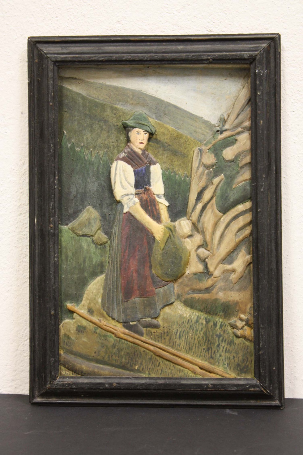 Bild,  Frau mit Rucksack (Museum Wolmirstedt RR-F)