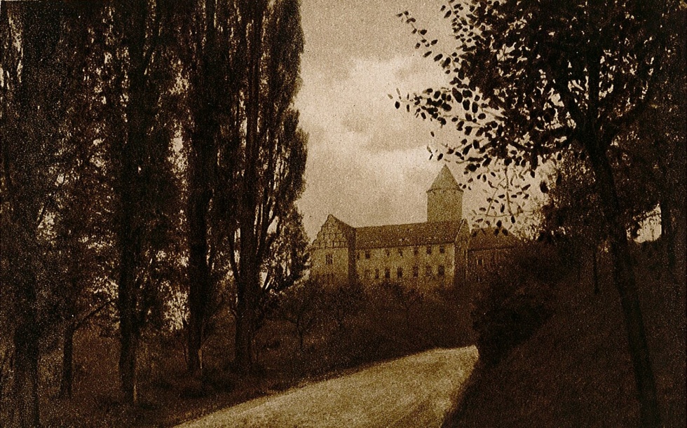 Die Haynsburg vom alten Wege. (Museum Schloss Moritzburg Zeitz CC BY-NC-SA)