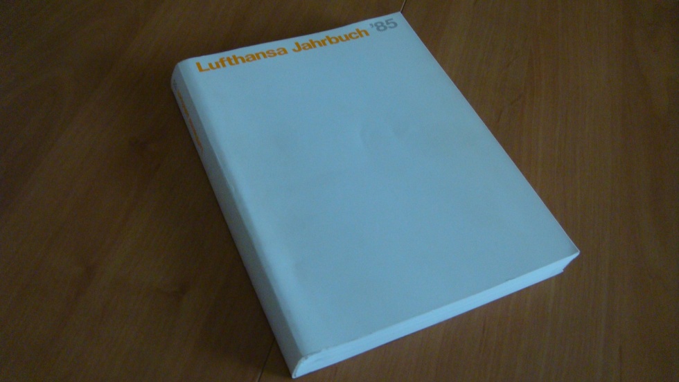 Lufthansa Jahrbuch ?85 (Heimatmuseum Alten CC BY-NC-SA)